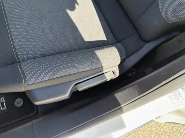 Citroën C3 1.2 puretech 110ch s&amp;s shine 120-123g — photo 13