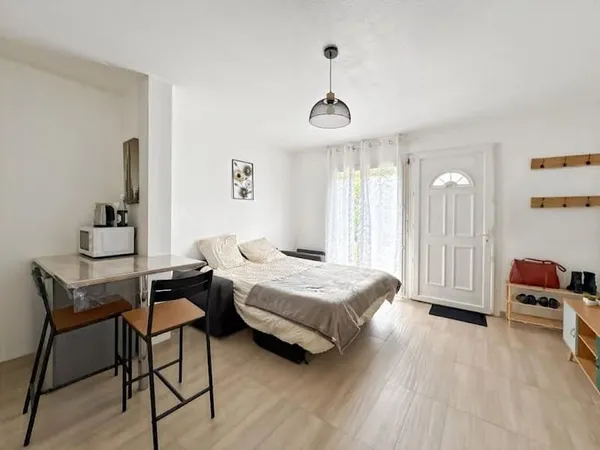 Studio 1 pièce 22 m²