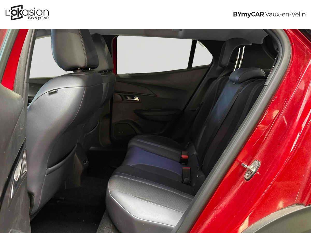 Peugeot 2008 PureTech 130 S&amp;S EAT8 — photo 12