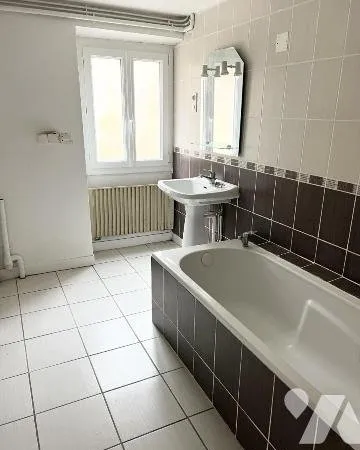 Maison 3 pièces 102 m²