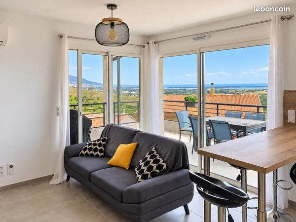 T2 récent avec terrasse vue mer