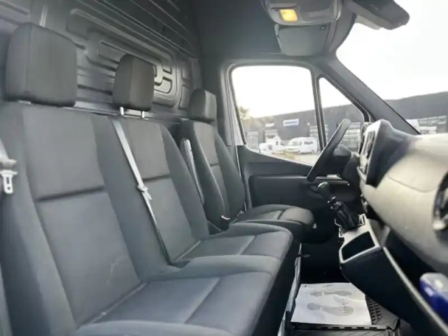 Mercedes Sprinter 315 cdi fourgon toit sureleve long — photo 12