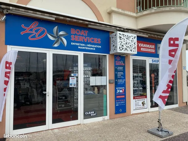 Local commercial 34 m² - emplacement premium - fréjus port