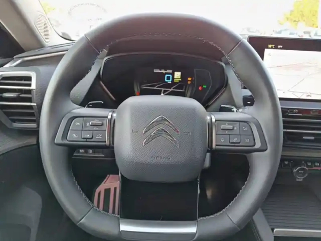 Citroën C5 x hybride rechargeable 225 s&amp;s e-eat8 — photo 9
