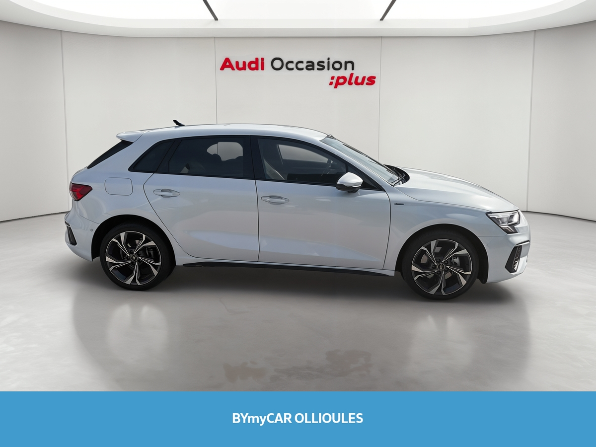 Audi A3 Sportback 40 TFSIe 204 S tronic 6 — photo 6
