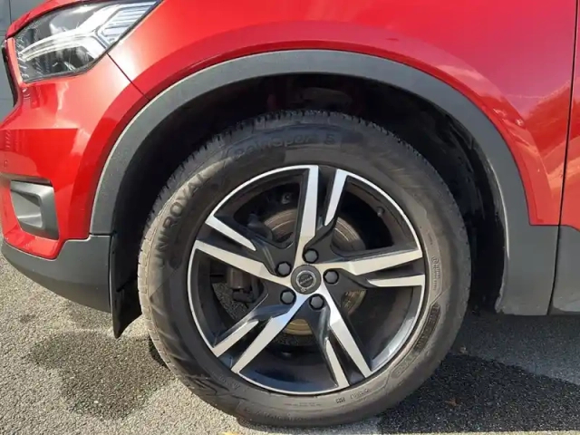 Volvo Xc40 t3 156 ch — photo 8