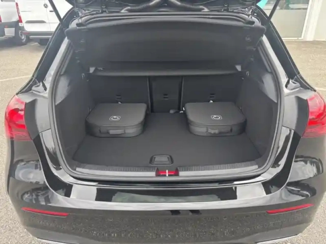 Mercedes Classe A 250 e hybrid eq amg line — photo 10