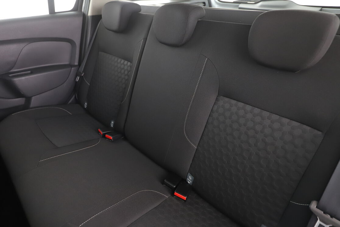 Dacia Logan MCV 1.5 dCi Prestige — photo 13