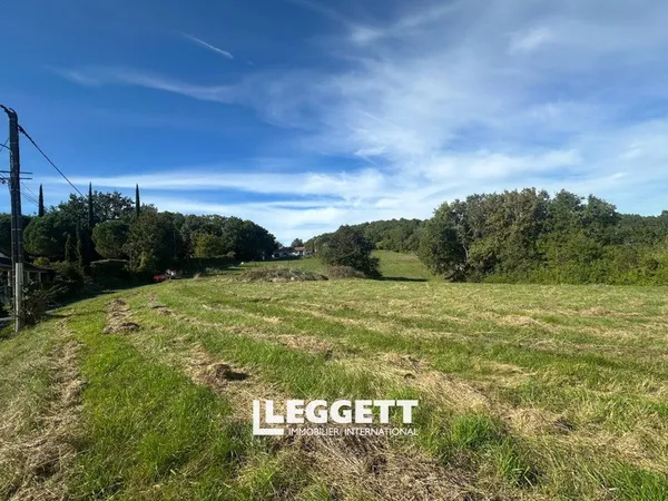 Terrain NaN pièce(s), PUY-L'ÉVÊQUE