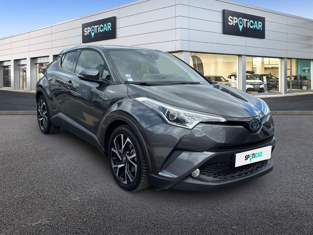 Toyota C-Hr 122h collection 2wd e-cvt rc18 — photo 3