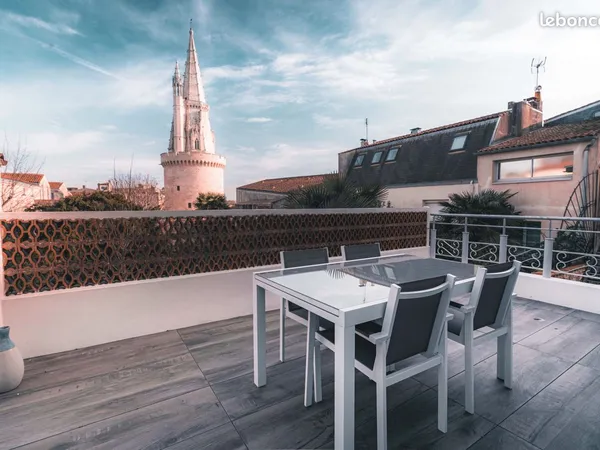 Appartement meublé 2 pieces + terrasse