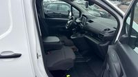 Peugeot Partner Standard 650kg BlueHDi 100ch S&S BVM5 Asphalt — photo 15