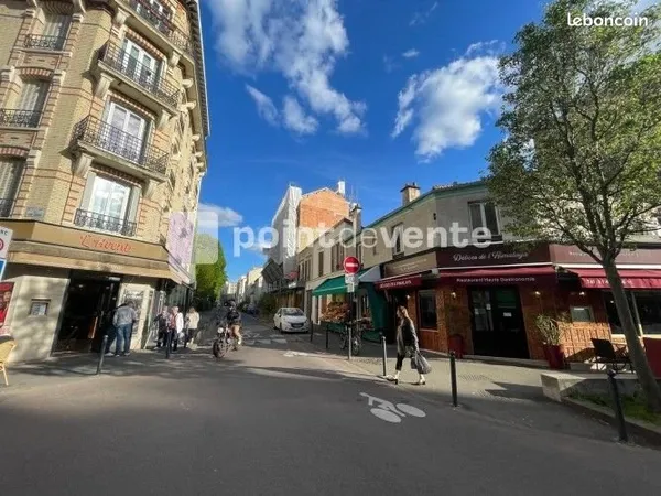 Commerce beauté/coiffure 126 m²