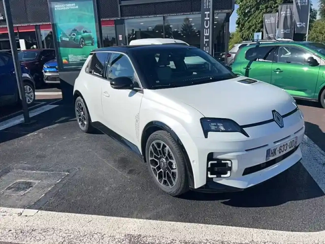 Renault 5 renault  e-tech electrique 10 ch autonomie confort — photo 1