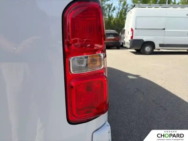 Opel Vivaro fgn sportive diesel 180 ch m automatique — photo 24