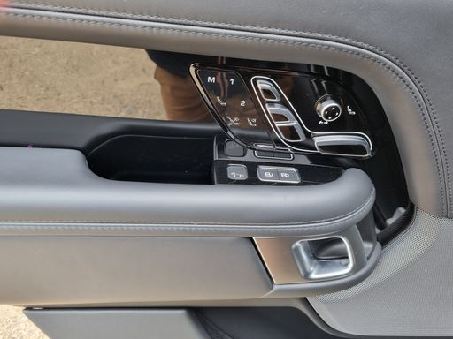 Land Rover Range Rover 3.0 D 350 AWD BVA8 - Autobiography – 2022 – 41578 km – Hybride diesel – Boîte Automatique — photo 15
