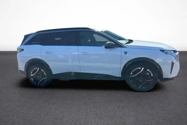 Peugeot 5008 electrique 210 ch 73 kwh — photo 8