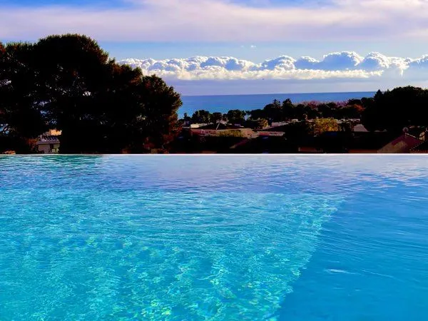 💎Coup de coeur clé en main 2 pièces 45m2 rooftop piscine vue mer Villeneuve loubet