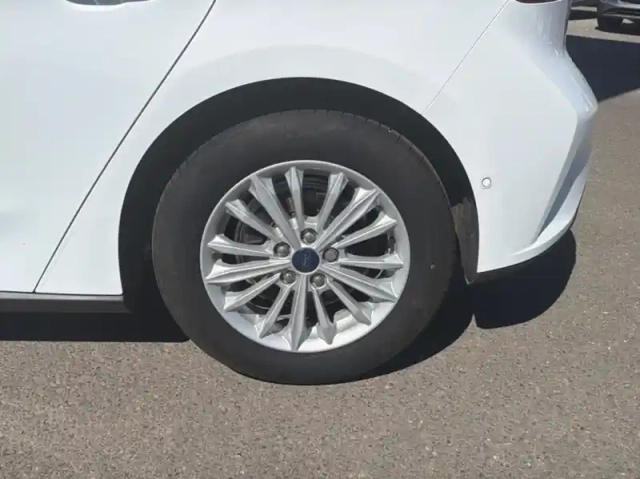 Ford Focus 1.0 ecoboost 125ch titanium — photo 20
