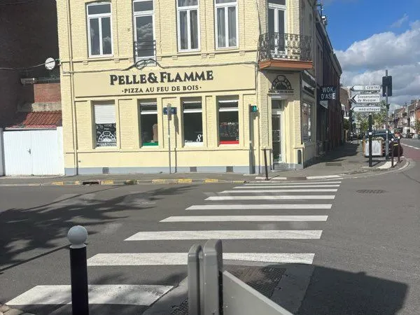 Commerce Vente La Madeleine 120m² 60000€