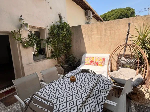 Loc/coloc maison 2 chambres/patio