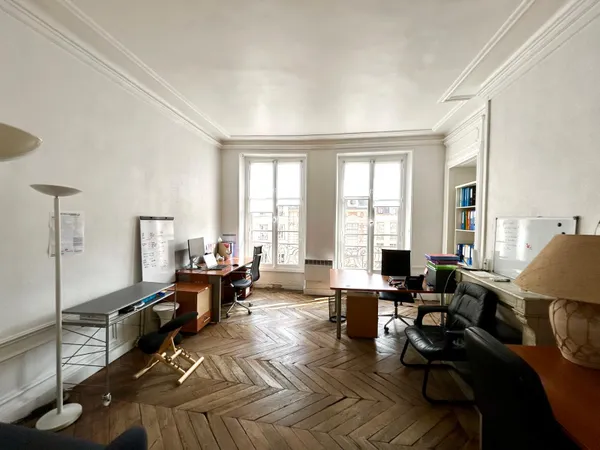 Loue bureau 24m²