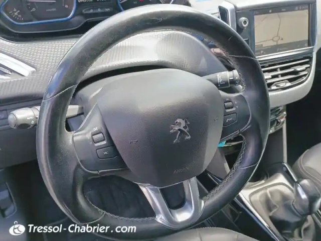 Peugeot 2008 bluehdi 100ch s&amp;s bvm5 allure — photo 12
