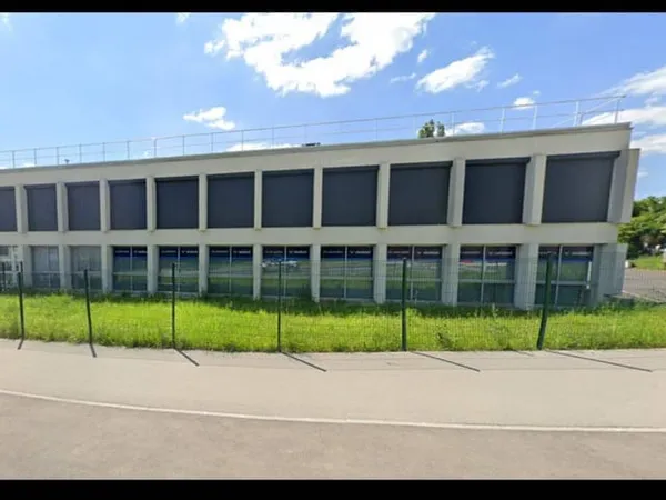 Bureaux 496 m²