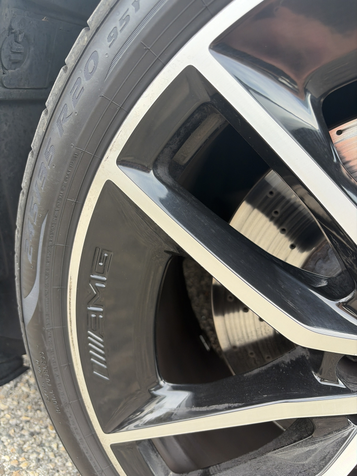Mercedes Classe E Coupé 53 EQBoost TCT 9G SPEEDSHIFT AMG 4-Matic+ — photo 33