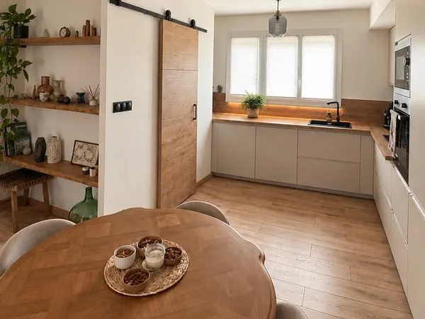 Montjuzet - T3 rénové de 63 m² avec balcon et parking privé