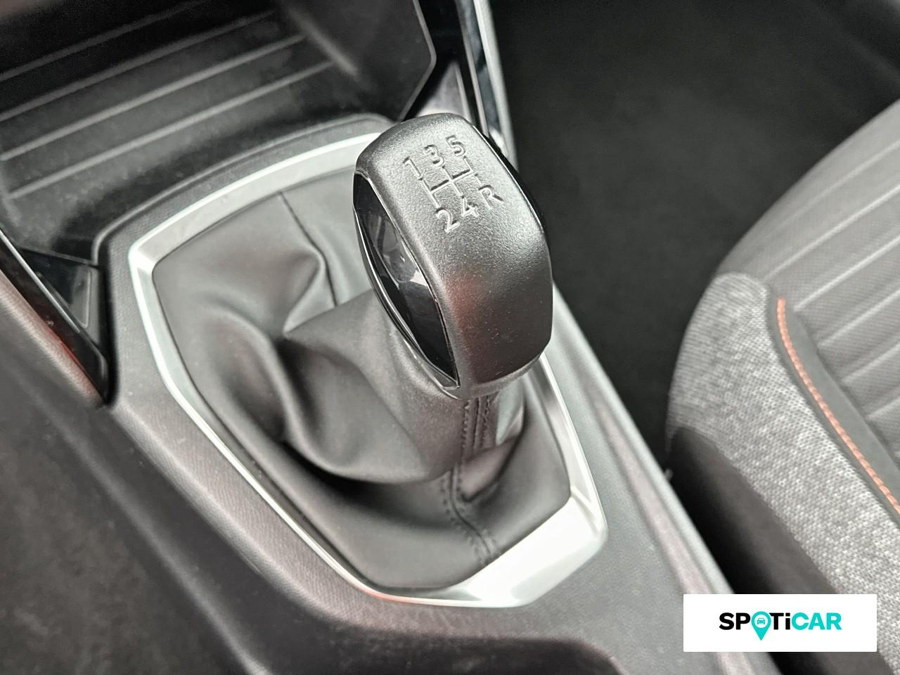 Peugeot 208 puretech 75 s&s active — photo 14