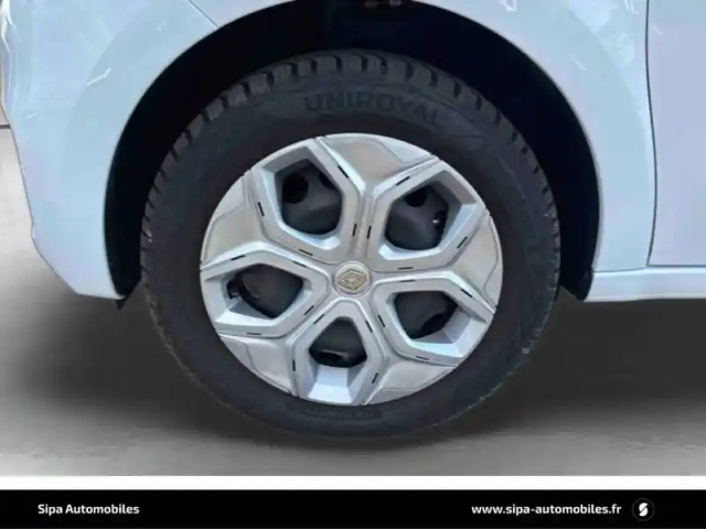 Renault Twingo iii tce 95 — photo 11