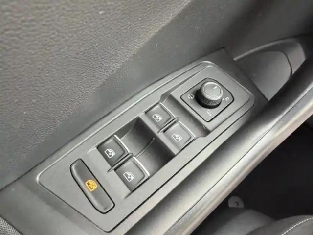 Volkswagen T-Roc 1.5 tsi evo 150ch lounge dsg7 — photo 13