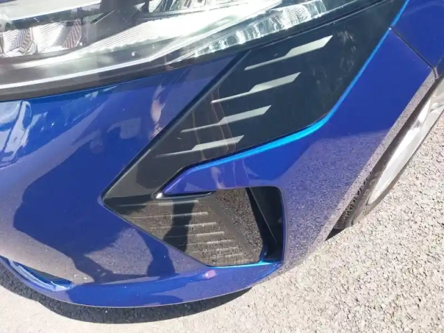 Renault Clio blue dci 100 ch gsr2 — photo 12