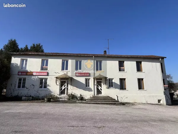 Immeuble 12 pièces 370 m²