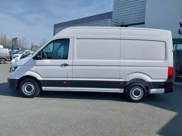Volkswagen Crafter fg 30 l3h3 2.0 tdi 140ch business line traction — photo 2