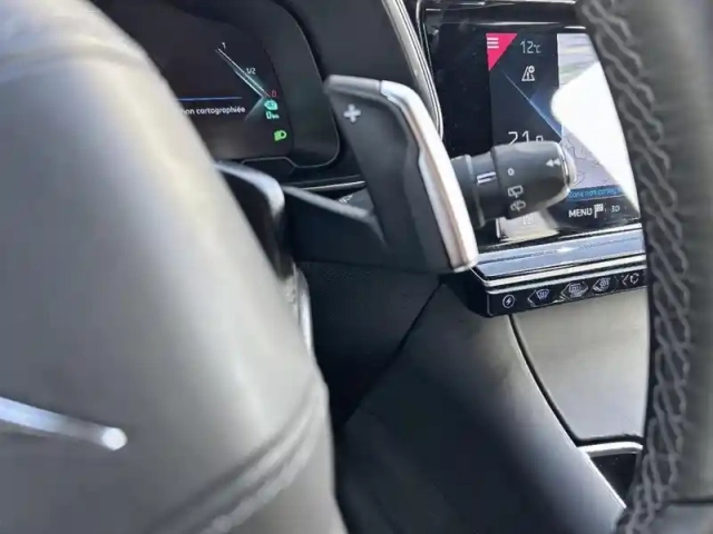 Ds Ds 7 ds7 crossback hybride e-tense 300 eat8 4x4 rivoli — photo 18