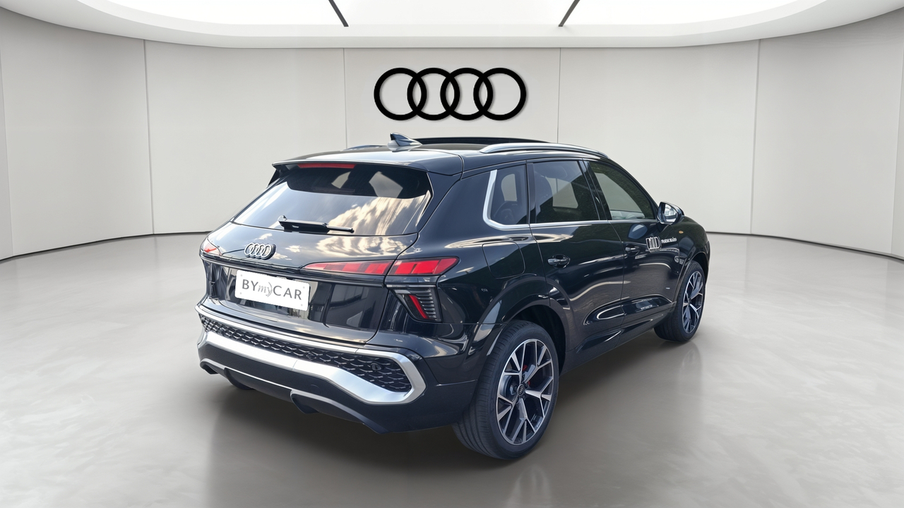 Audi Q3 TFSI 150 ch Hybride S tronic 7 — photo 5