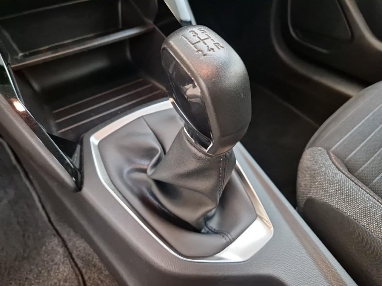 Peugeot 208 puretech 75 s&s bvm5 active business — photo 17