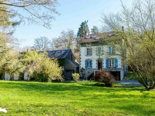 Ferme (tte) de 9 pièces principales