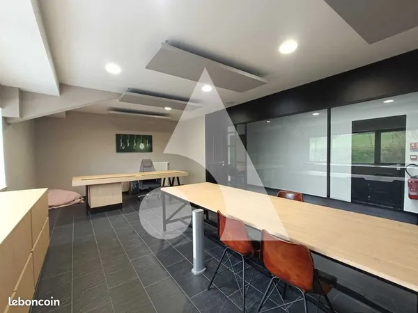 Bureaux 33 m² BLENDECQUES
