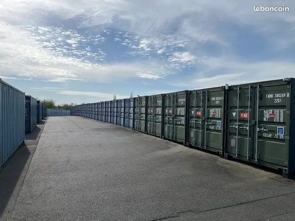 Garde meubles - Box de stockage - Garage