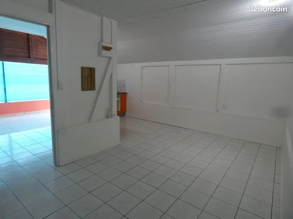 Maison Location Saint-Joseph 3p 60m² 900€