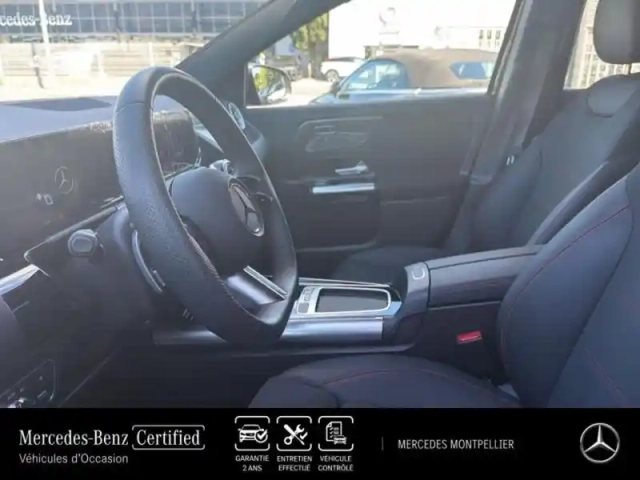 Mercedes Gla 200 d 150ch amg line 8g-dct — photo 12