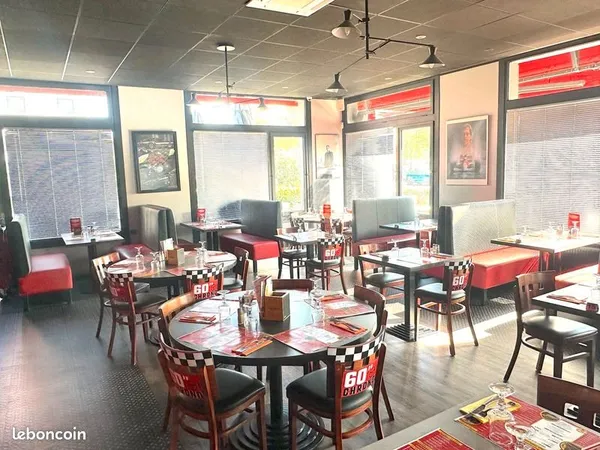 Fonds de commerce bar, restaurant 967 m²