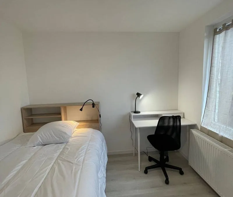 Photo 1