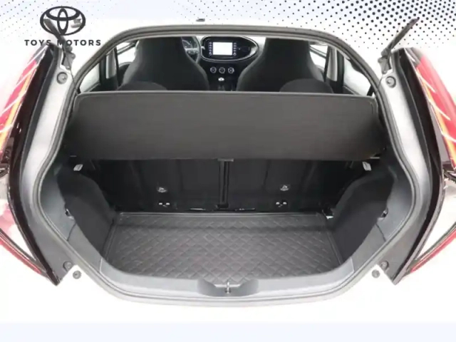 Toyota Aygo 1.0 vvt-i 72 dynamic — photo 33
