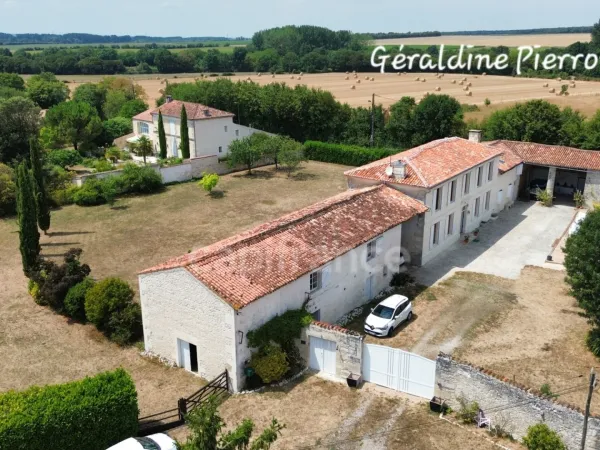 Maison 7 pièces 272 m²