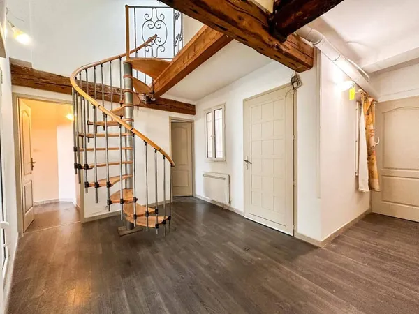 Appartement 5 pièces 102 m²