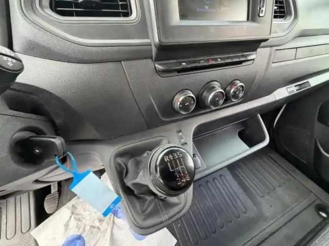 Renault Master fg f3300 l1h1 2.3 blue dci 135ch grand confort euro6e — photo 28